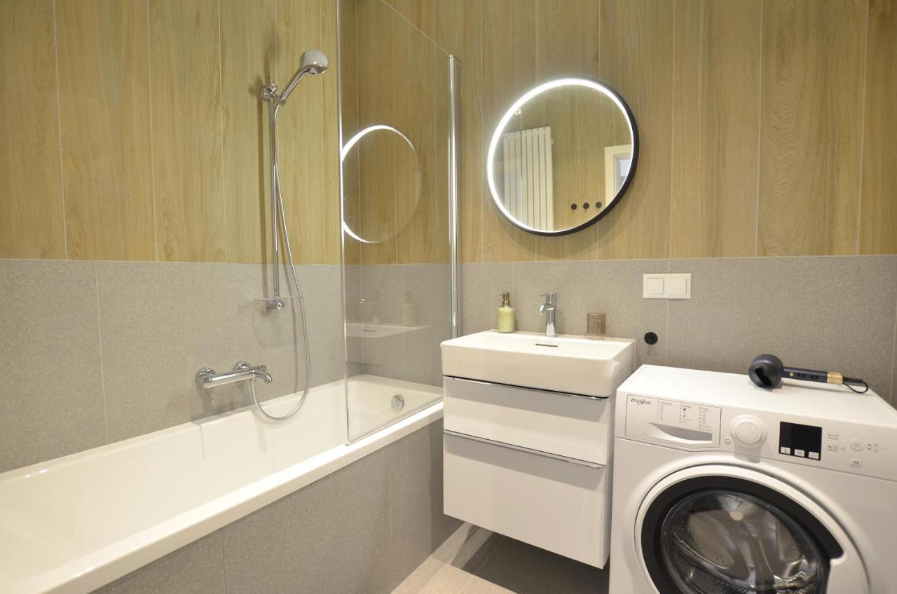 Green Estate Old Town Apartment, Private Parking, Balcony Gdansk Exterior photo