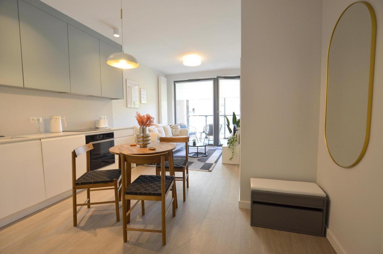 Green Estate Old Town Apartment, Private Parking, Balcony Gdansk Exterior photo
