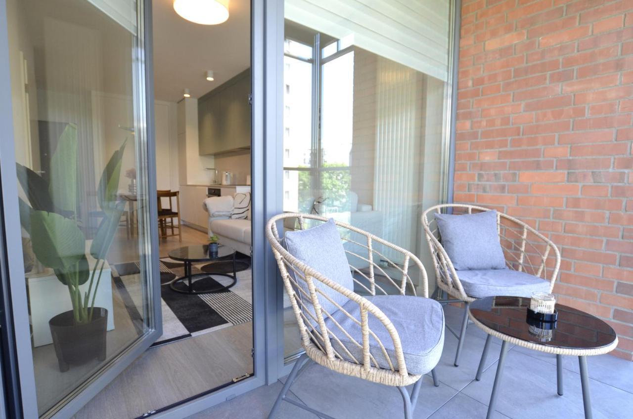 Green Estate Old Town Apartment, Private Parking, Balcony Gdansk Exterior photo